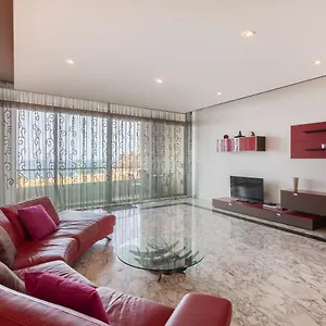  Apartment Spacious Seafront With Living, Sofa, Wifi & Ac By 360 Estates Malta