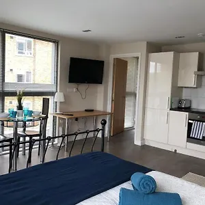  Apartment Opposite Shoreditch Park United Kingdom