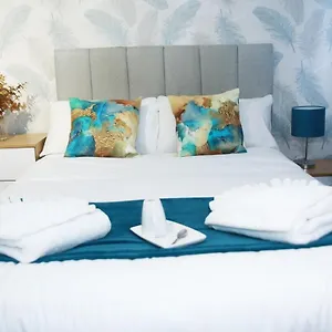  Holiday home Superb Stonewall Terrace
